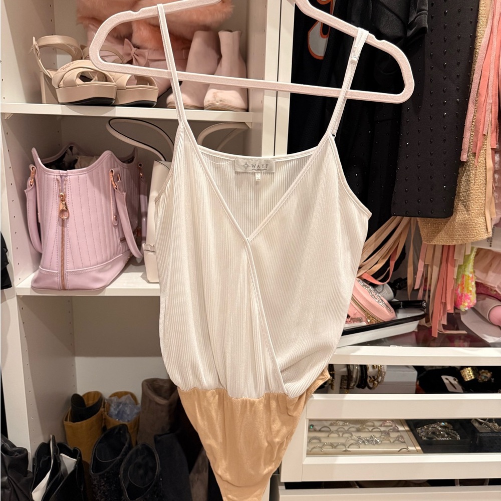 Wayf Two-Tone White and Tan Ribbed Surplice Bodysuit